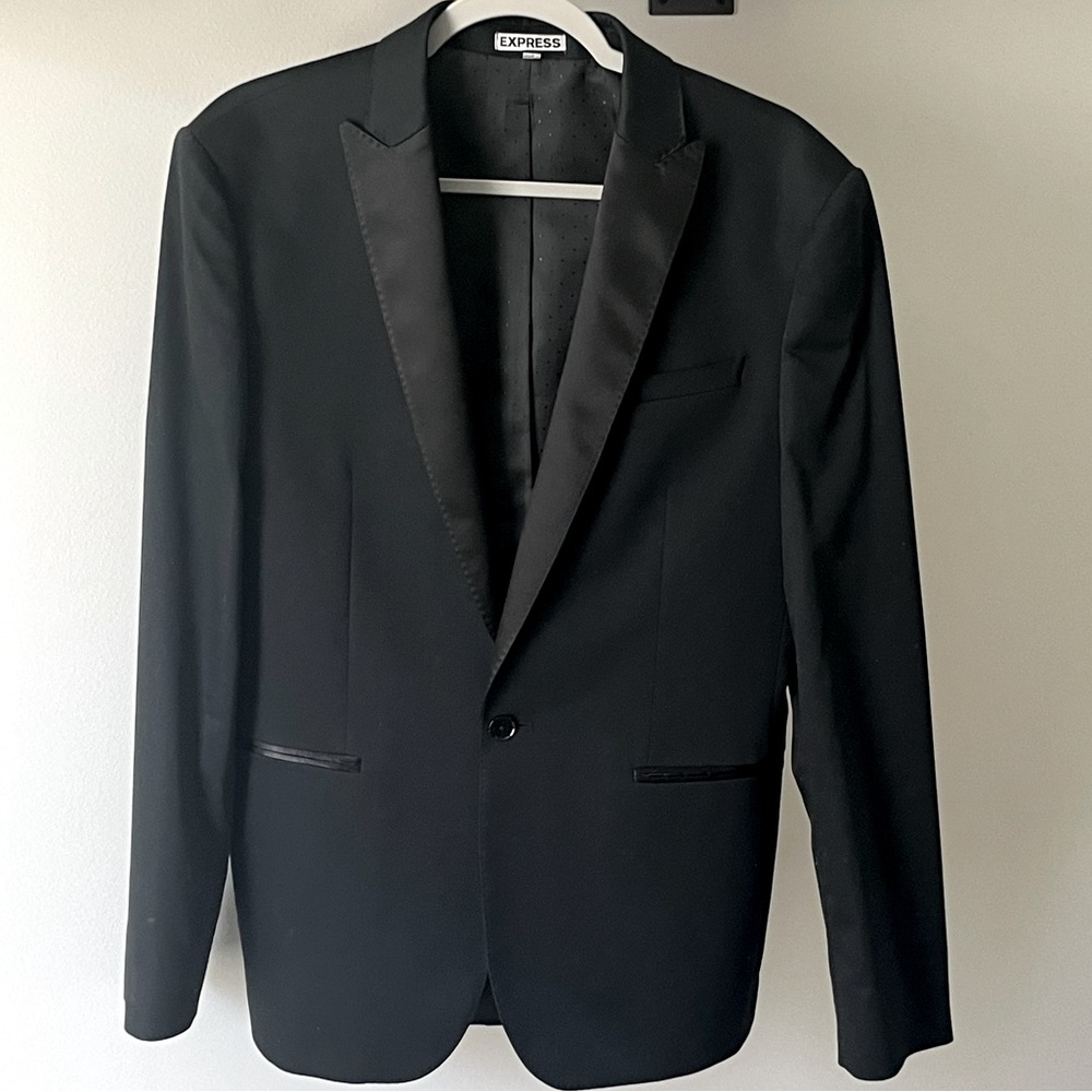 Express Photographer Black Slim Fit Blazer with Satin Lapel- Size 40